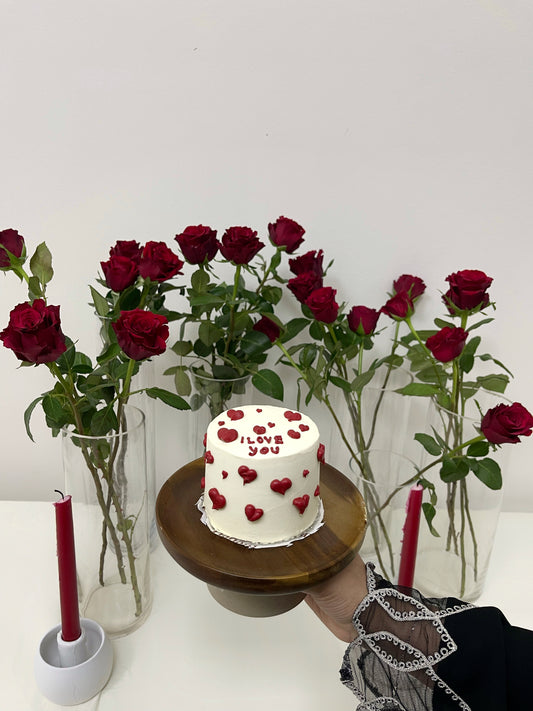 Love Mini cake